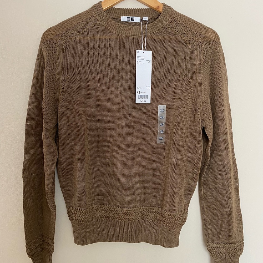 Uniqlo Men's Brown Sweater